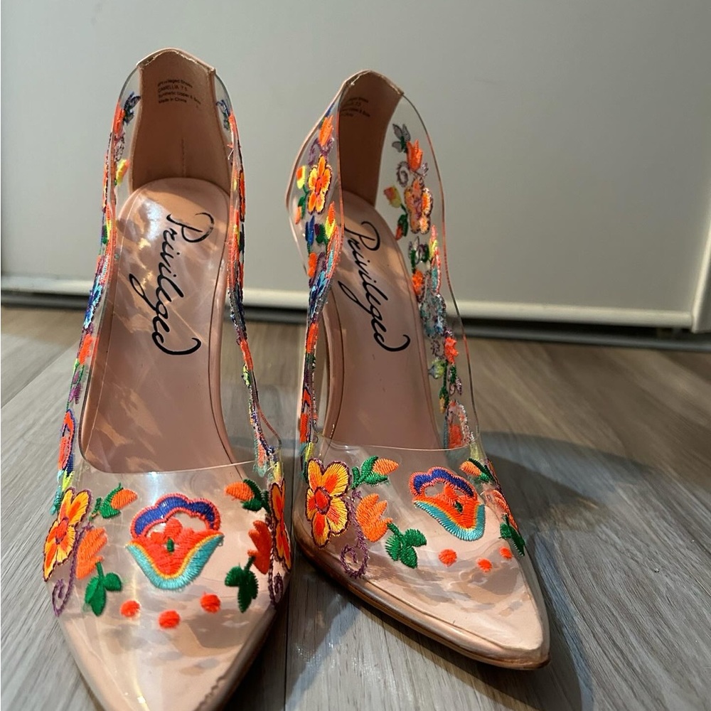 Clear, embroidered beige, privileged brand, high heeled shoes - Picture 3 of 4